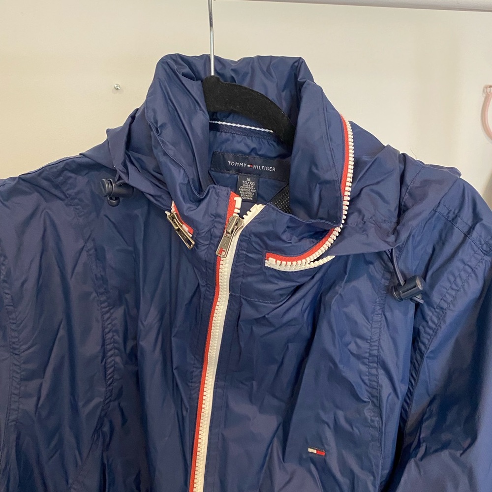 🍒 2 for $15 TOMMY HILFIGER WINDBREAKER